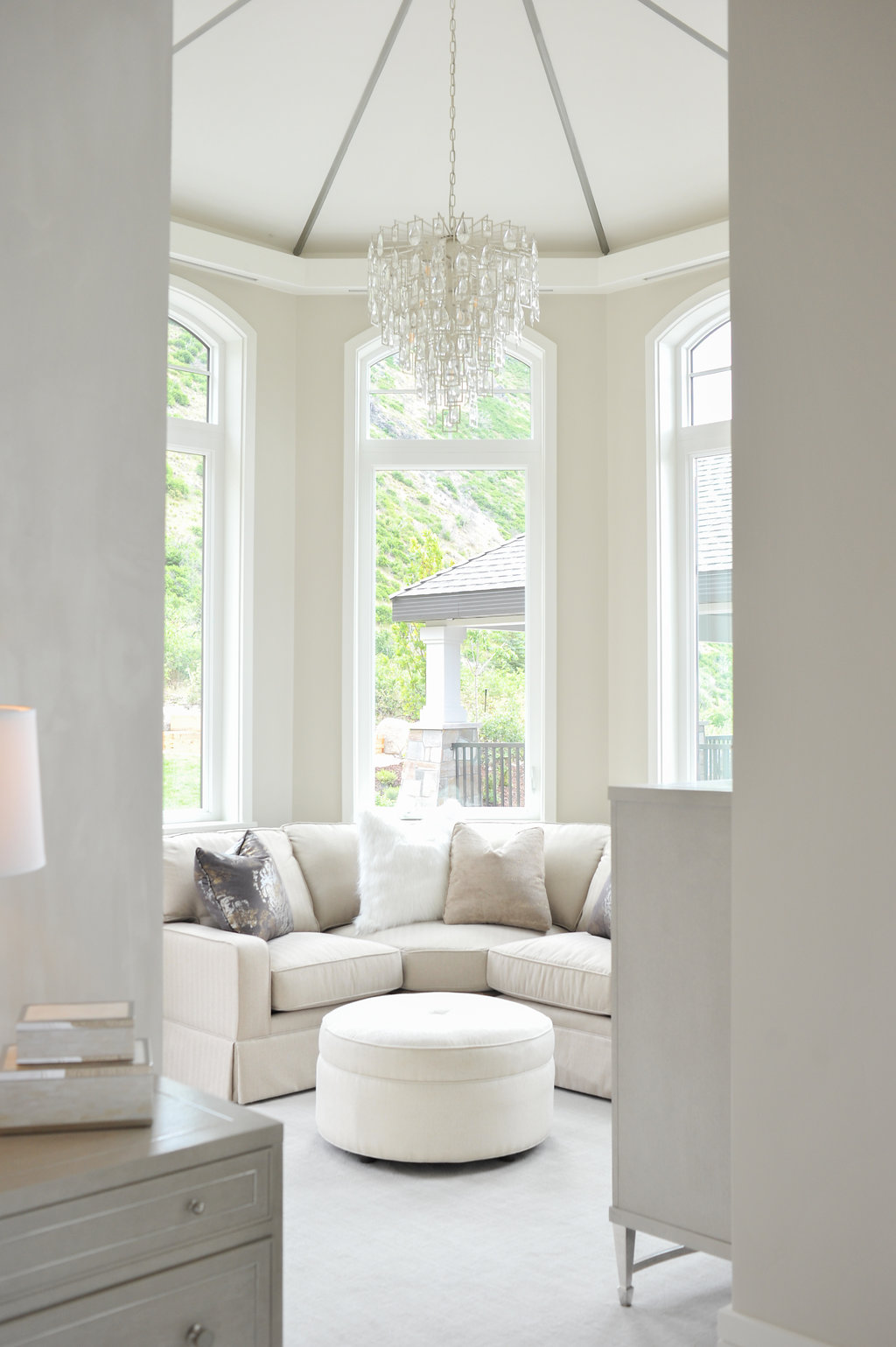 white sitting room 